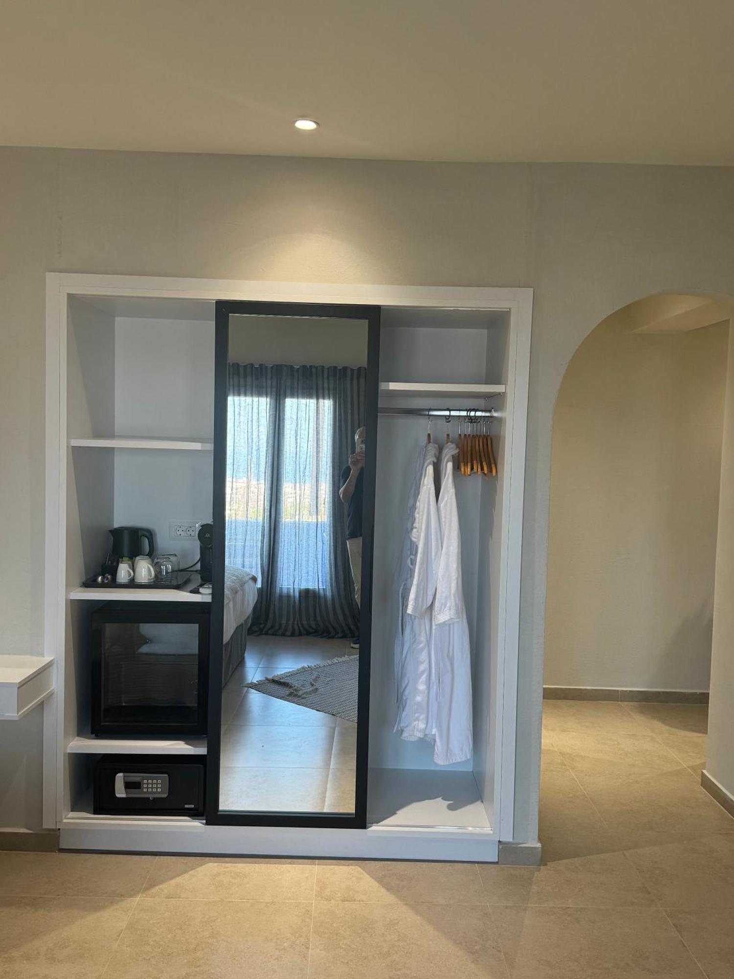 סנטוריני The Noverian Bios Santorini Boutique Hotel חדר תמונה